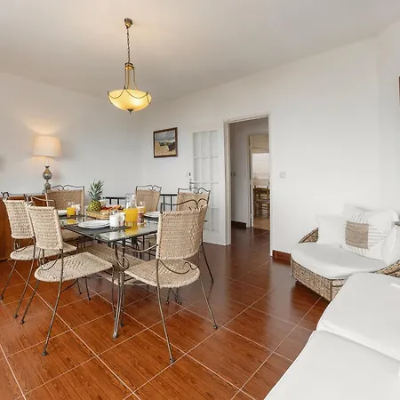 Luzimar Duplex Apartmán *