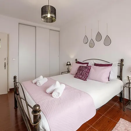 Luzimar Duplex Apartment