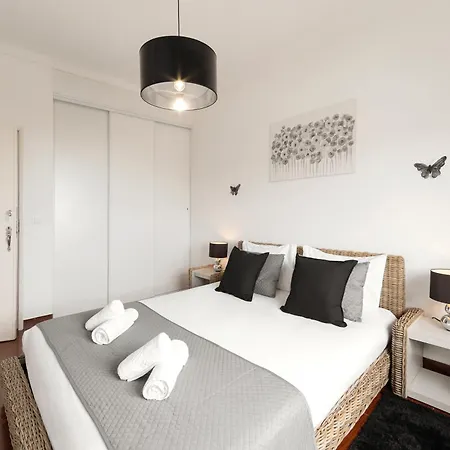 Luzimar Duplex Apartment